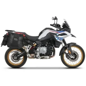 Zlevněný Set of SHAD TERRA TR40 adventure saddlebags, including mounting kit SHAD BMW F750GS/F850GS/ADVENTURE