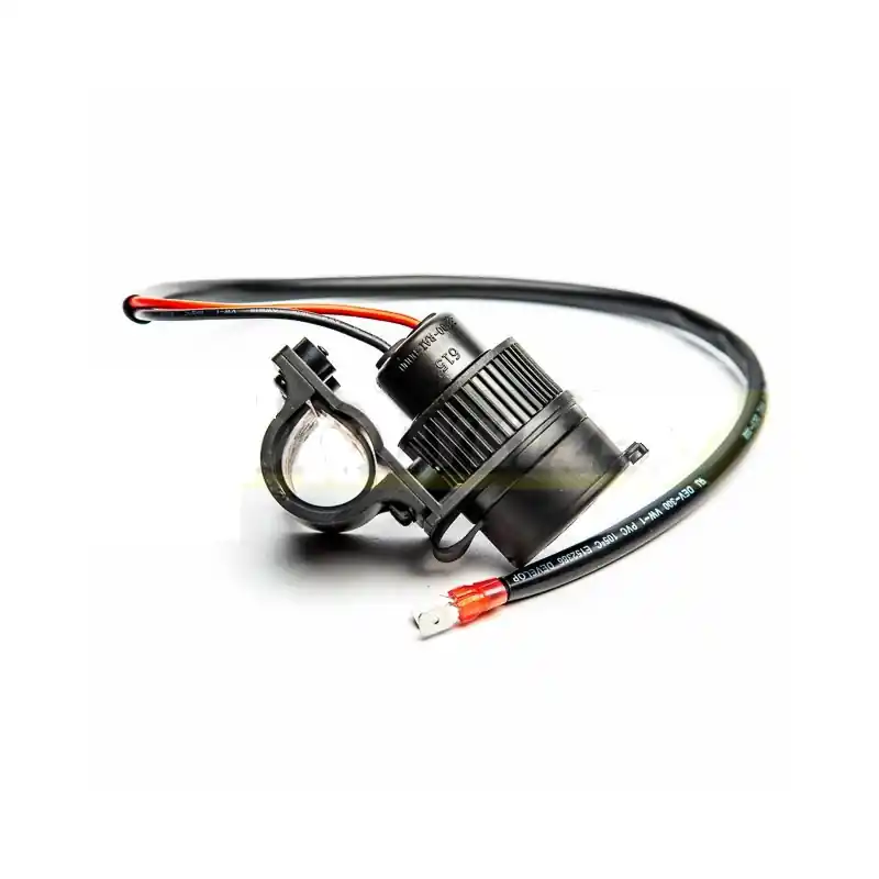 Vodotěsná zásuvka 12V s držátkem na říditka Akční Nabídka