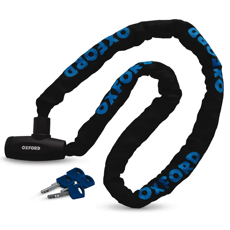 Trendový OXFORD bezpečnostní řetěz OXFORD GP CHAIN LOCK délka 1.2 metru se zámkem. průměr očka 8mm - starý kód OF179