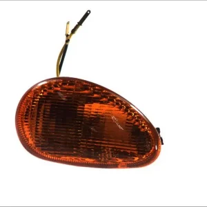 V PARTS (VICMA) blinkr pravé přední PIAGGIO/VESPA ET2, ET4 50/125 1996-2006 (7324) Objednat Nyní